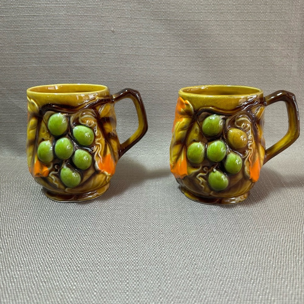 Vintage Nasco Swirling Leaves & Grapes Mugs - Set of Two